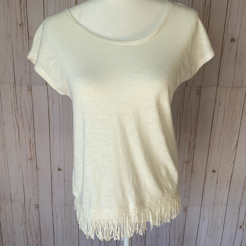 CHICO’S cream fringe short sleeve top NWOT size 00